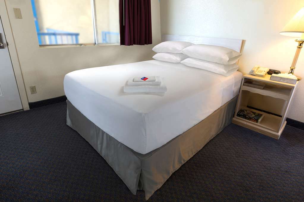 Americas Best Value Inn Columbus Rum bild