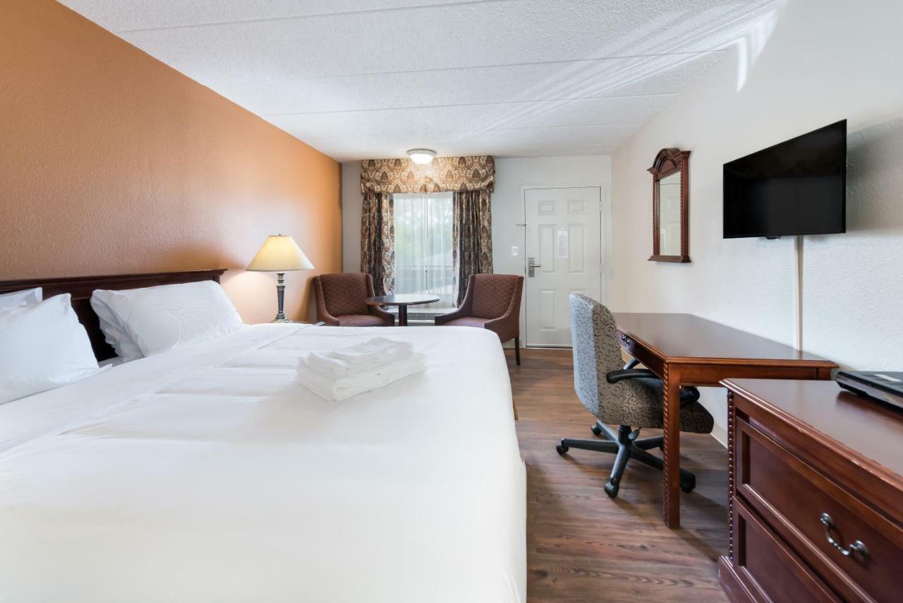 Americas Best Value Inn Columbus Exteriör bild
